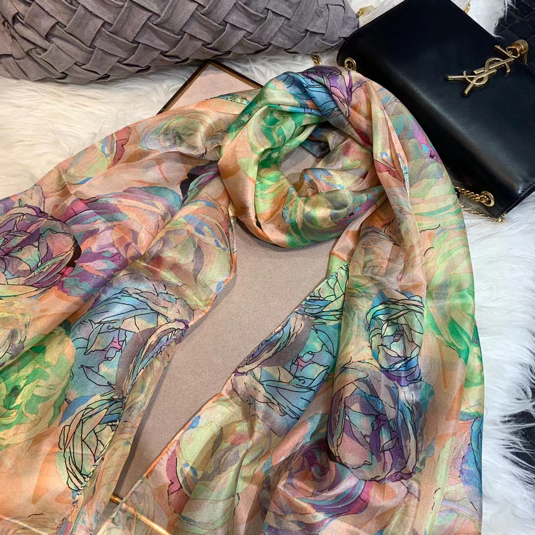 Ladies Green 100% Silk Scarf S - Shawl Wrap Winter avis et prix